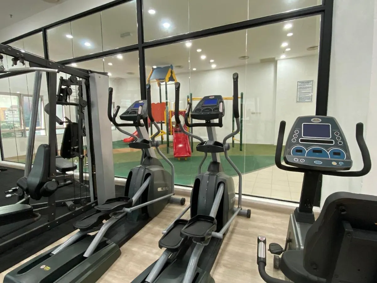 Spacious 3R,2R,Studio 5Min Walk To Time Square,Lalaport, Pool,Gym,Wifi Lägenhet Kuala Lumpur